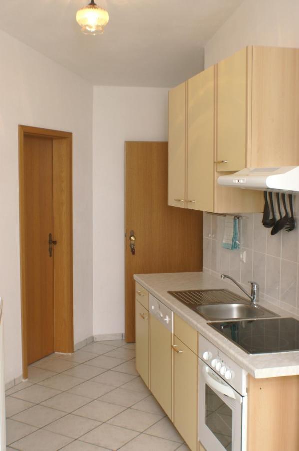 Apartments By The Sea Mandre, Pag - 4098 Екстер'єр фото